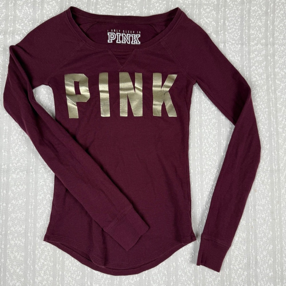 PINK Victoria's Secret Long Sleeve Thermal Top Burgundy Gold Logo Size XS Preppy